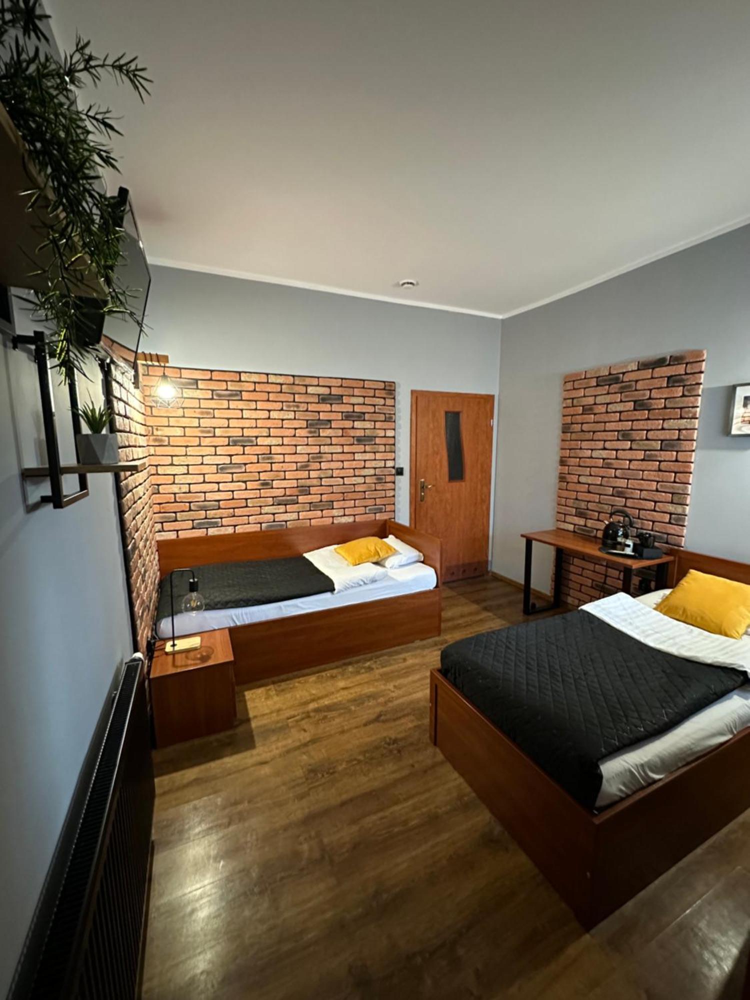 Hotel Nenufar Premium Kościan Kültér fotó